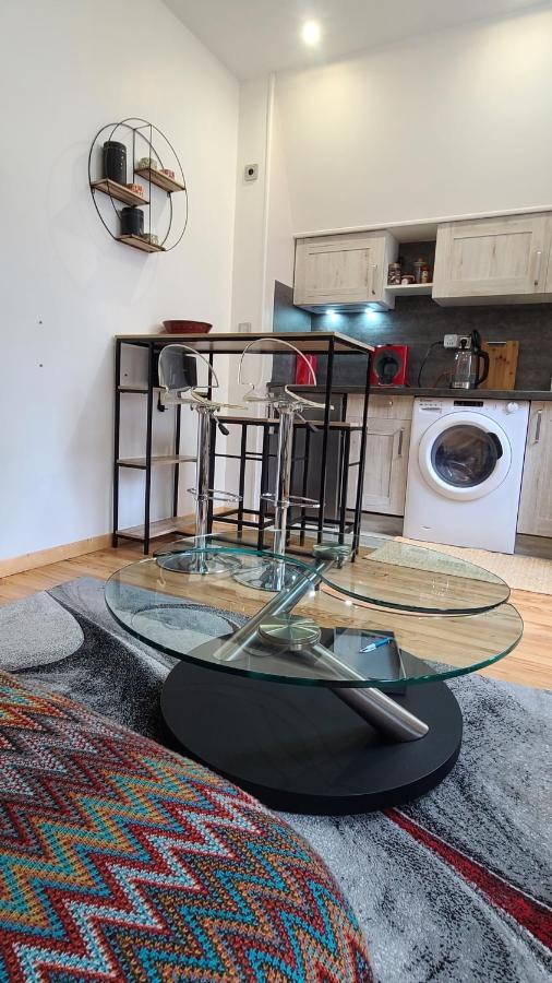 CHIC&MODERNE au coeur de la vie embrunaise Eksteriør billede