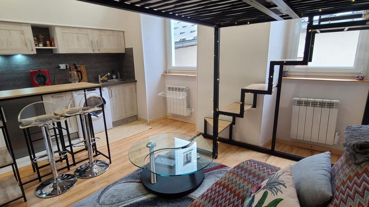 CHIC&MODERNE au coeur de la vie embrunaise Eksteriør billede